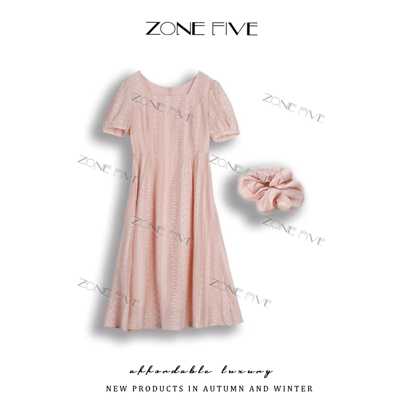 【zonefive】似水年华2025夏新款小清新时尚显瘦肌理感连衣裙女M30