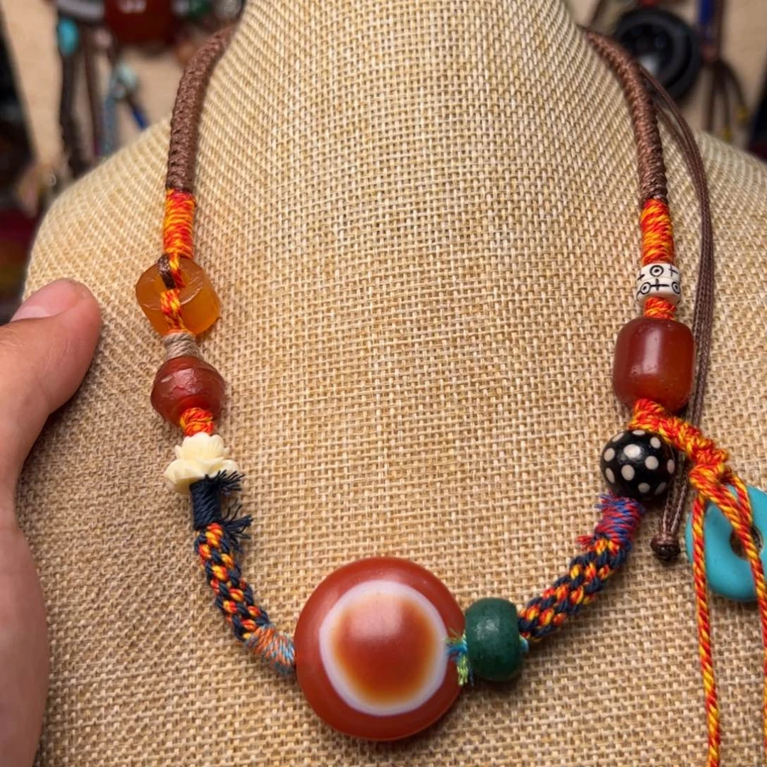 玛瑙/玉髓颈饰未镶嵌