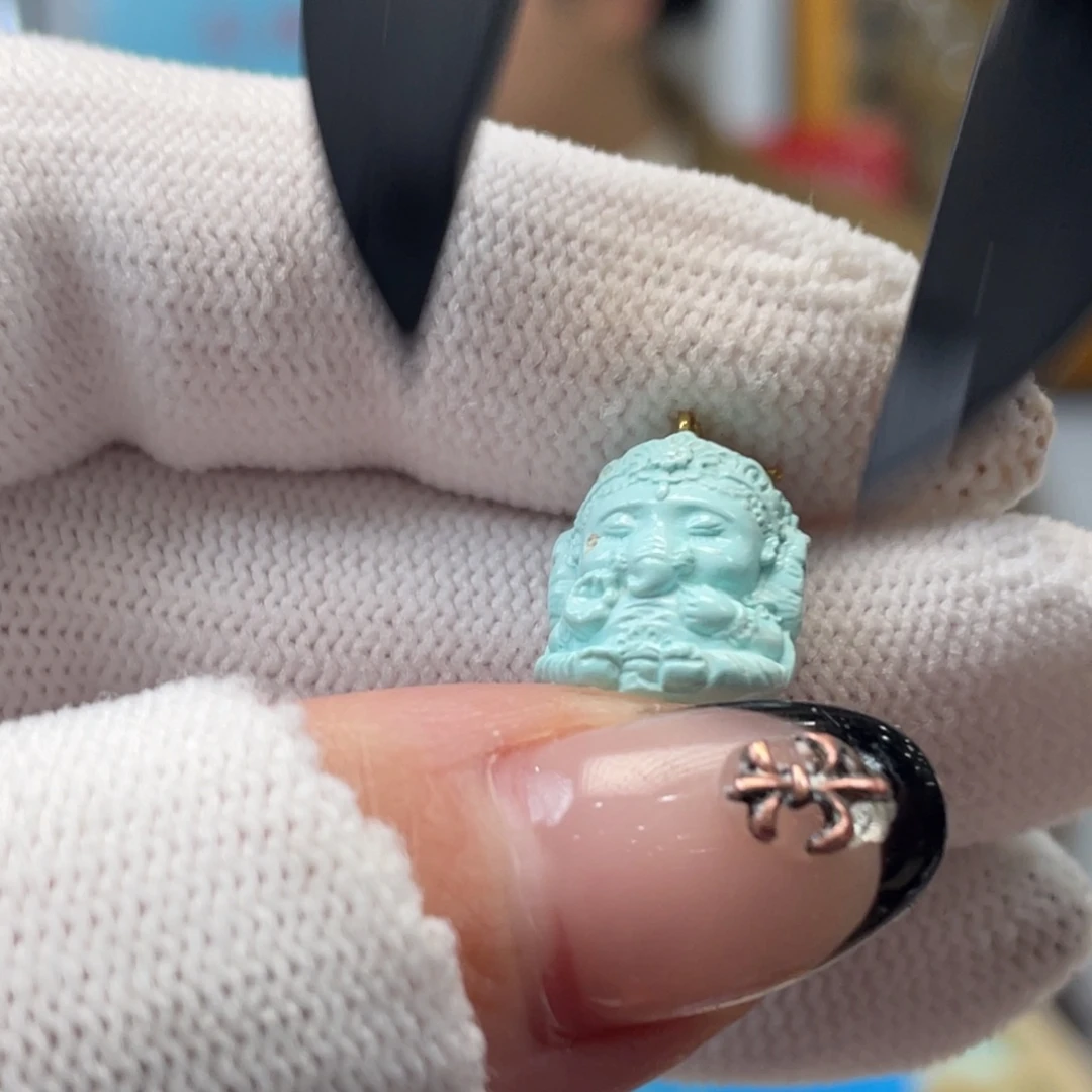 绿松石未镶嵌挂件