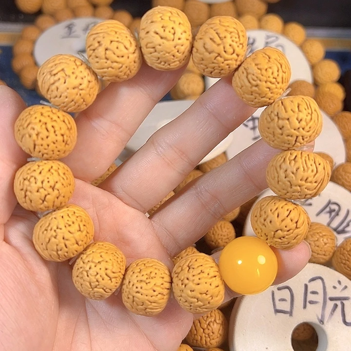 郑***上手串桃核王者南瓜桃核手串