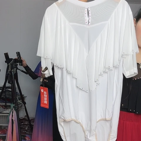 3XL.