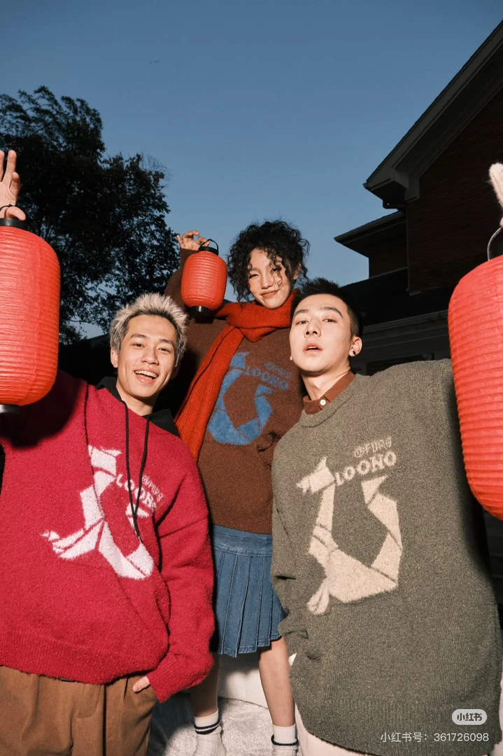 氛围感 ！秋冬美式重磅设计感刺绣加厚圆领毛衣-FN151