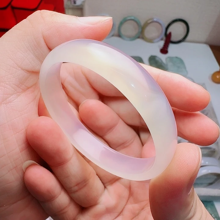 手镯玛瑙/玉髓未镶嵌