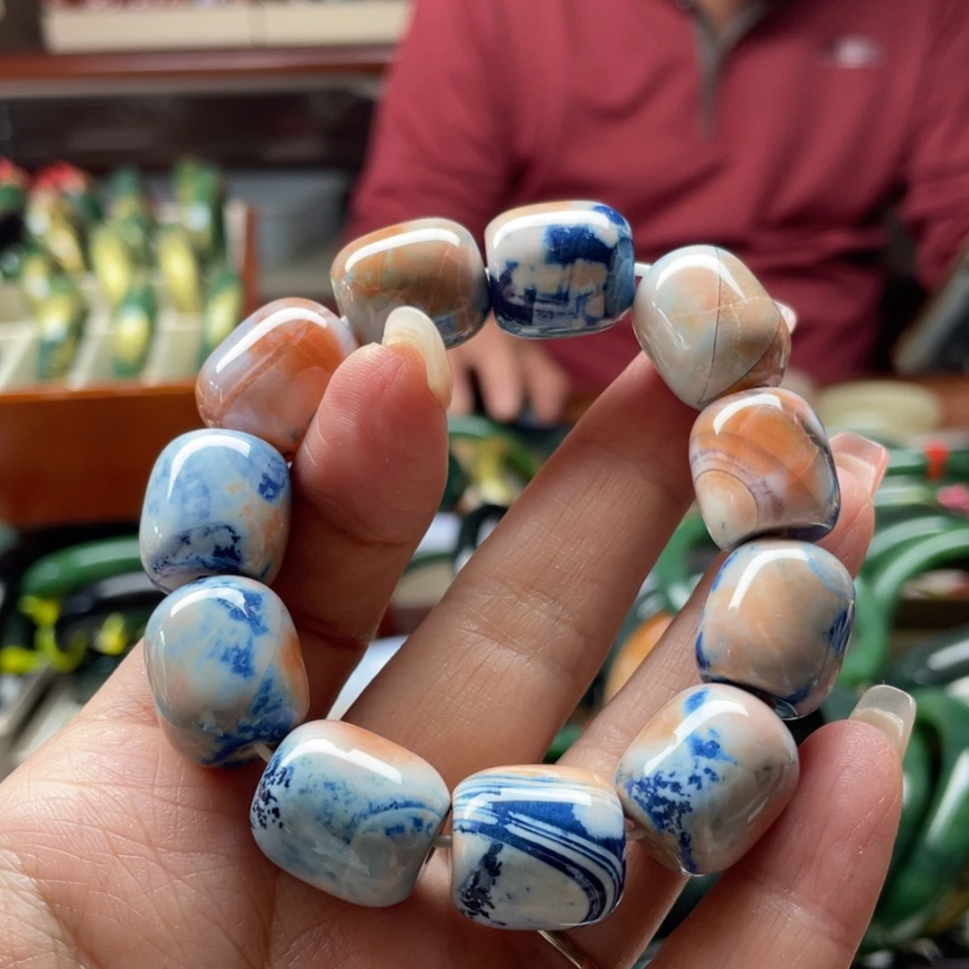 燕***子玛瑙/玉髓未镶嵌手链