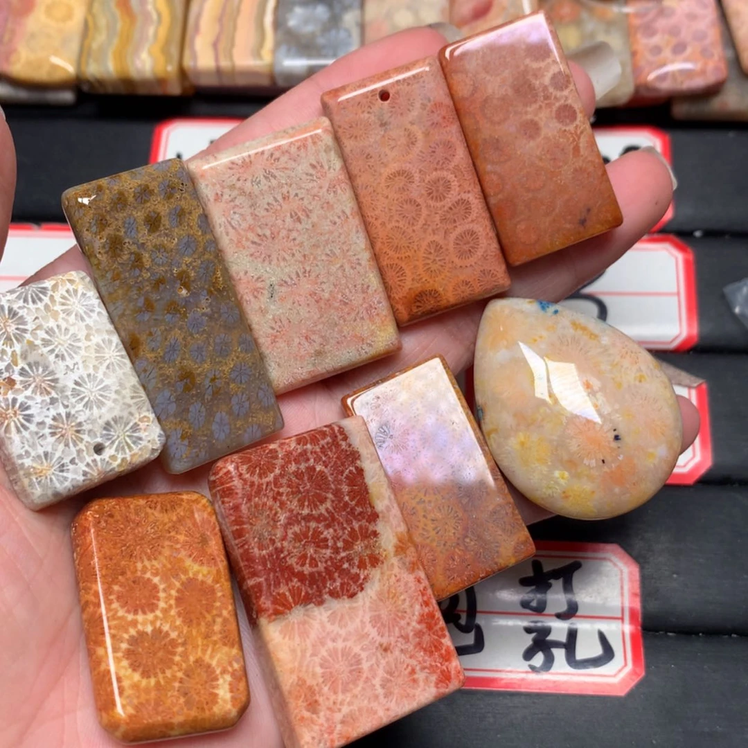 【闪购商品】未镶嵌颈饰硅化玉蒙****艺