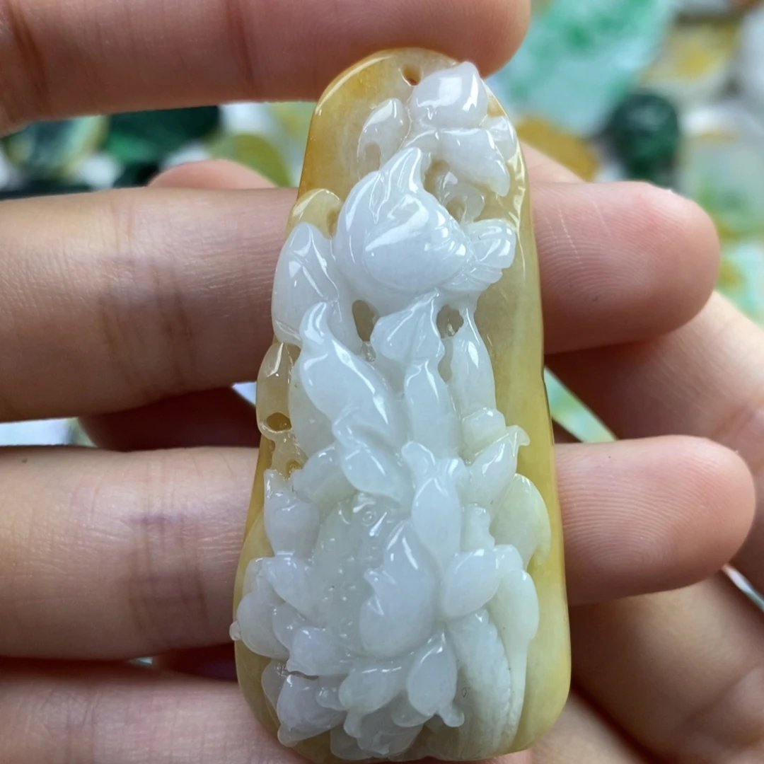 翡翠未镶嵌颈饰俊*吊坠