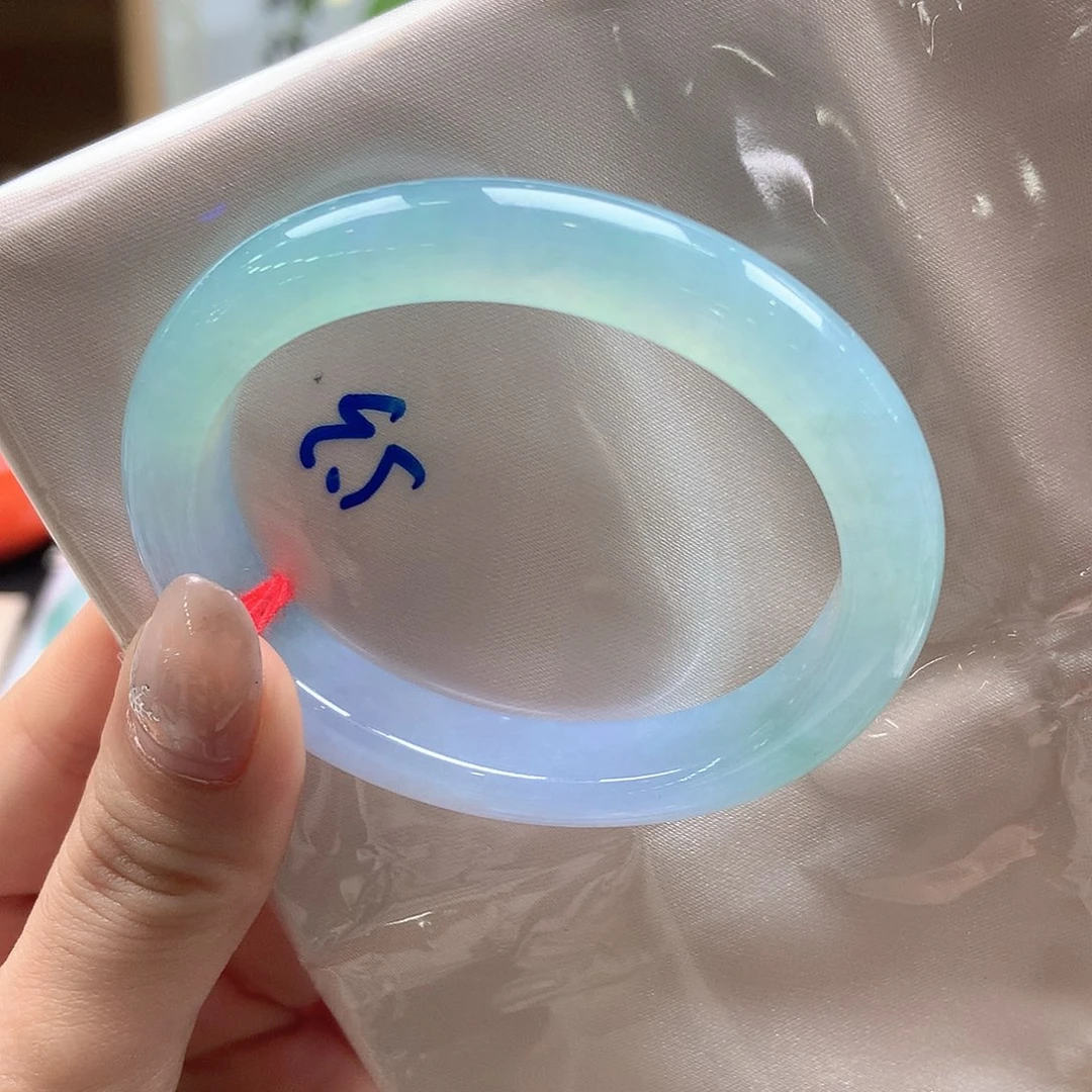 翡翠未镶嵌手镯冰润蓝紫贵妃49号