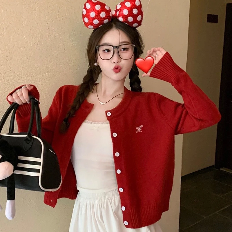 红色毛衣开衫外搭2025新款秋冬刺绣洋气针织宽松外套针织开衫上衣