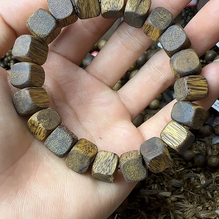 沉香沉香碎屑➕1.0单圈方糖珠12➕