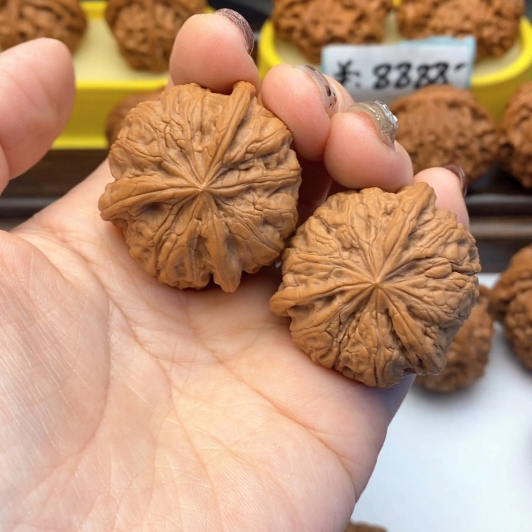 文玩核桃把件666号雨花石三棱