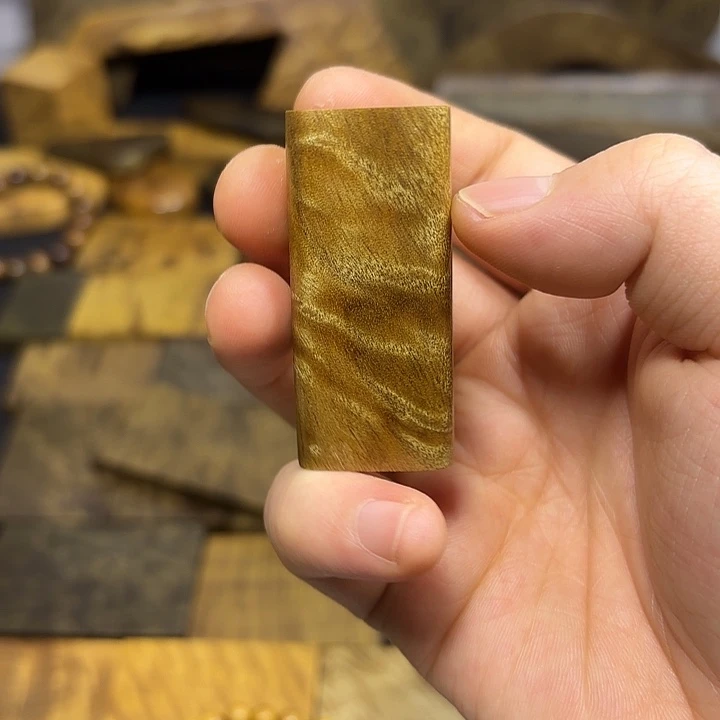 空***砌金丝楠一物一拍链接