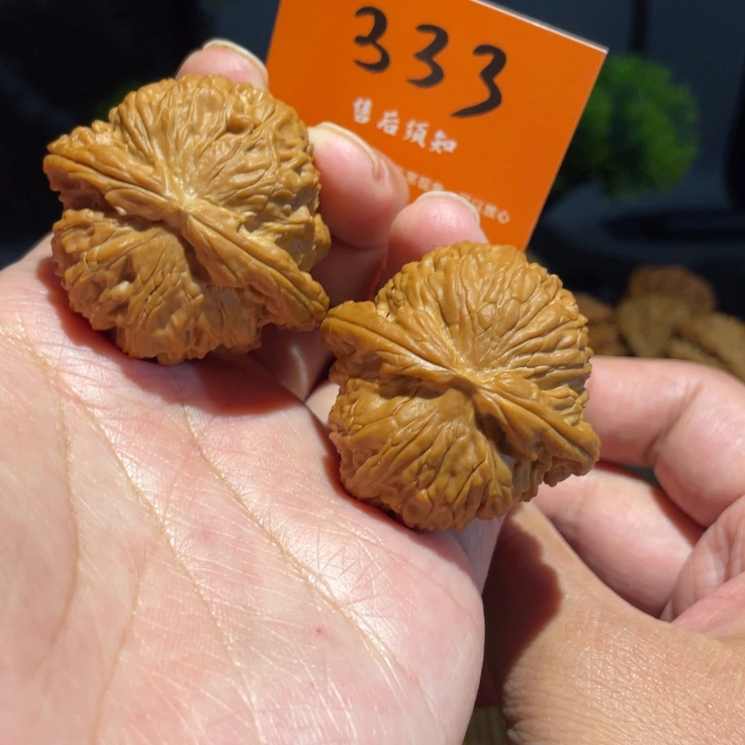 文玩核桃把件44闷白打底333