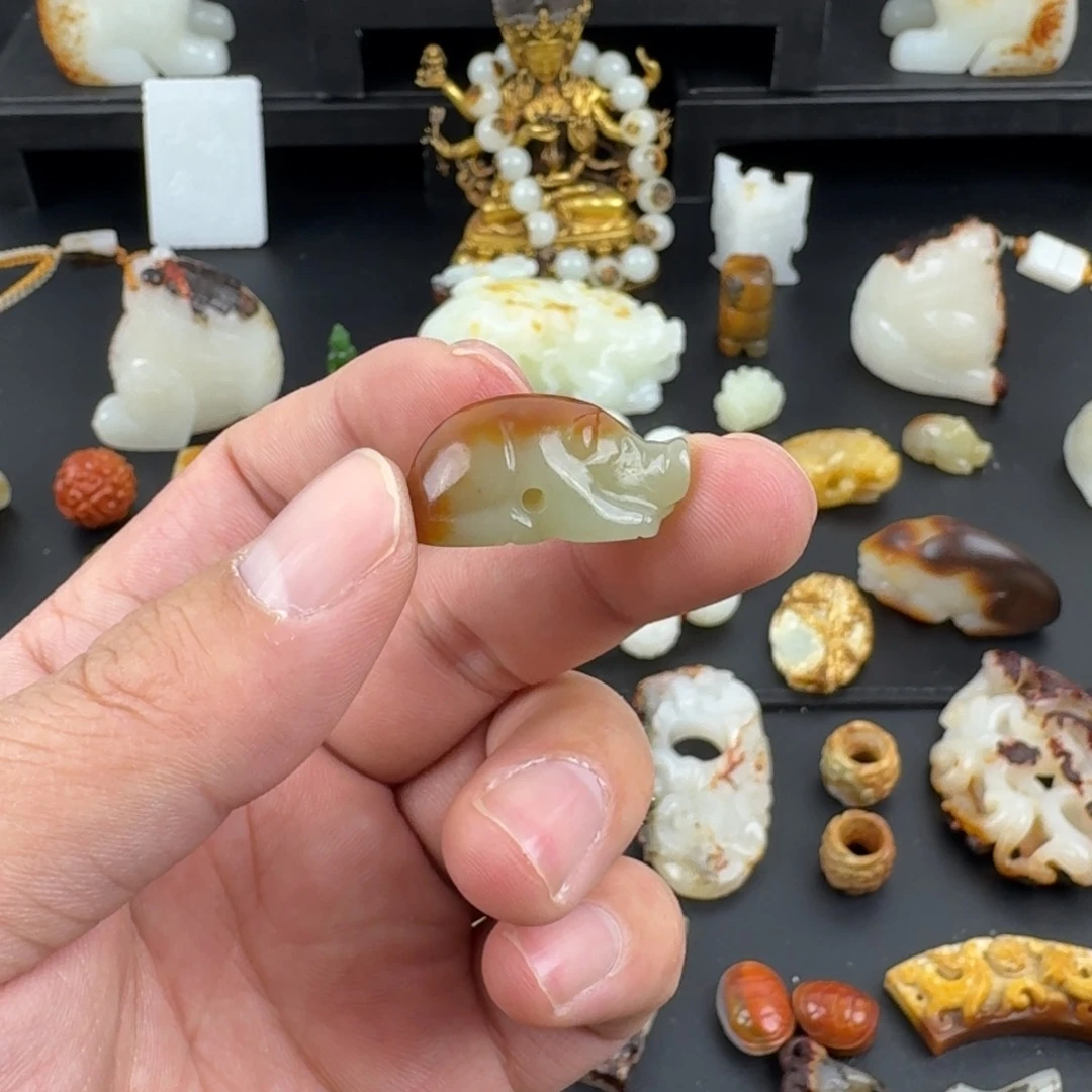 和田玉（糖玉）颈饰未镶嵌司*