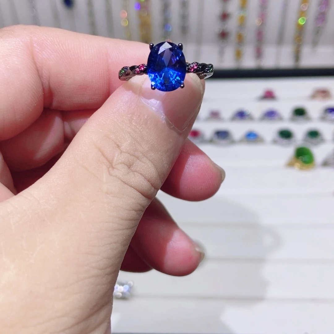 耳饰银S925镶嵌坦桑石红*