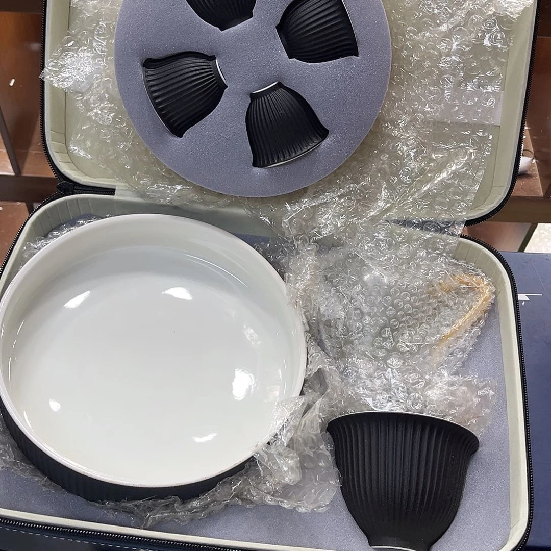 孤品茶具套装等。