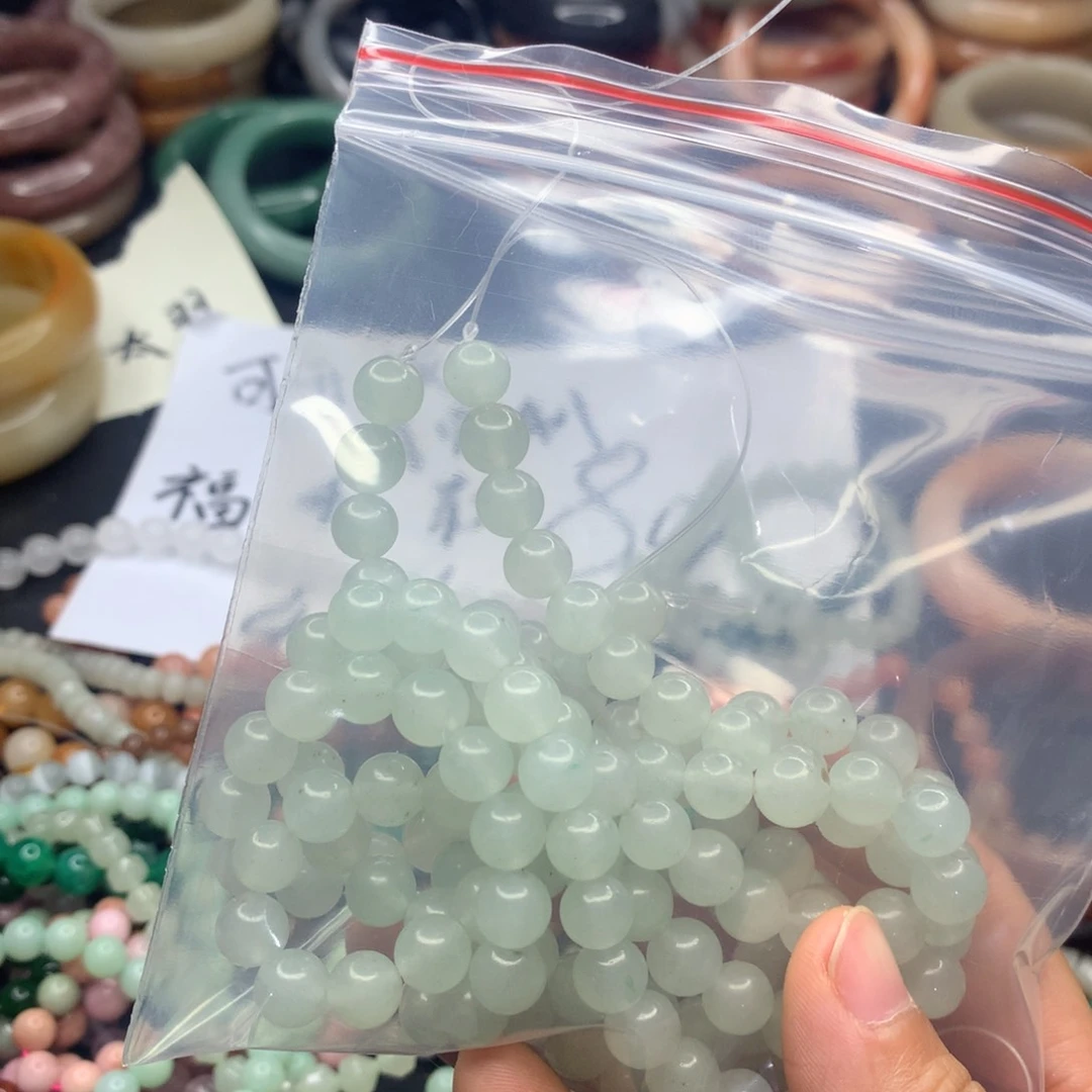 草***糖石英质玉手镯未镶嵌01