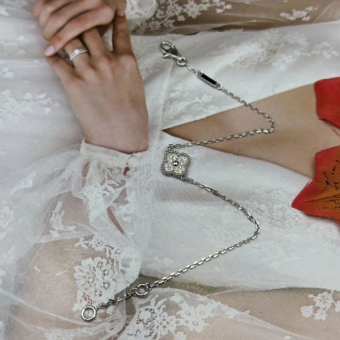 18k金小号9mm满钻单花手链K白轻奢时尚百搭经典气质镶钻镶嵌简约