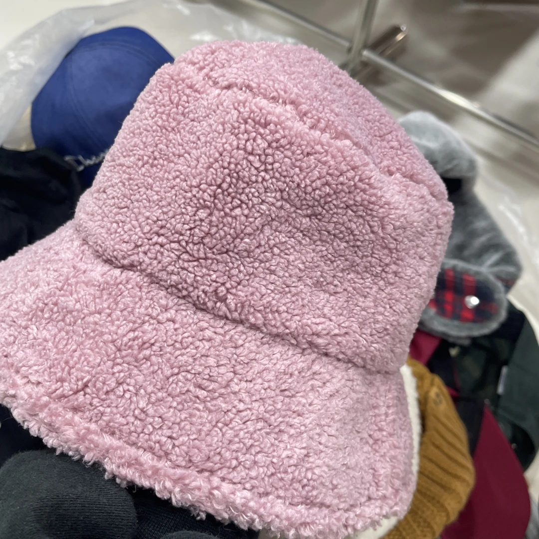 秋冬季特价促销帽子