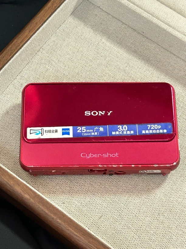 9新 Sony/索尼 t110 红色 触摸屏滑盖 ccd数码相机