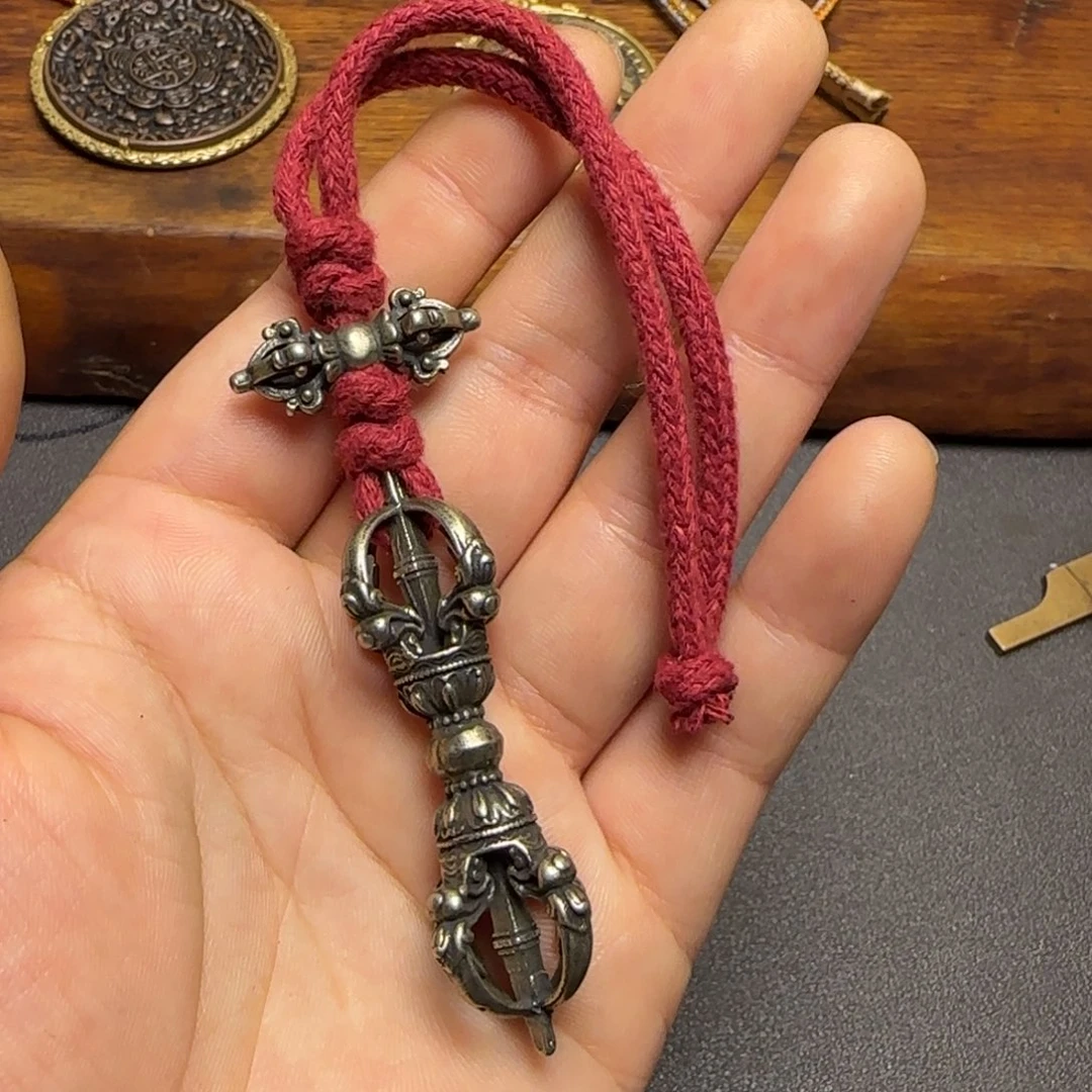 时***迁泥塑藏传牌子……藏传牌子