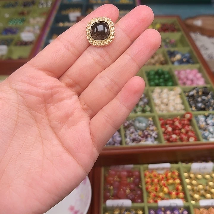 珐琅非遗传承手工圆珠扣