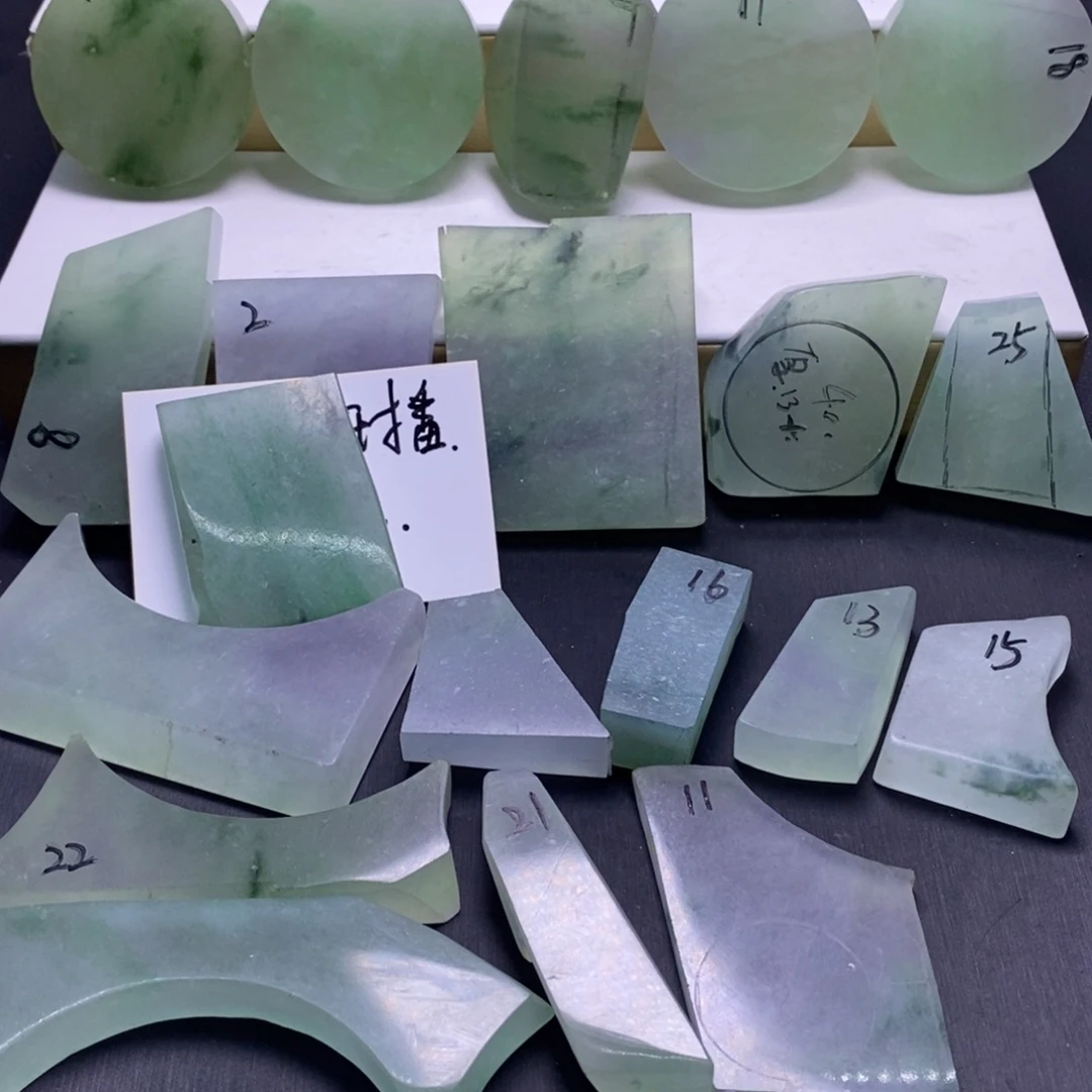 翡翠未镶嵌挂件直接发