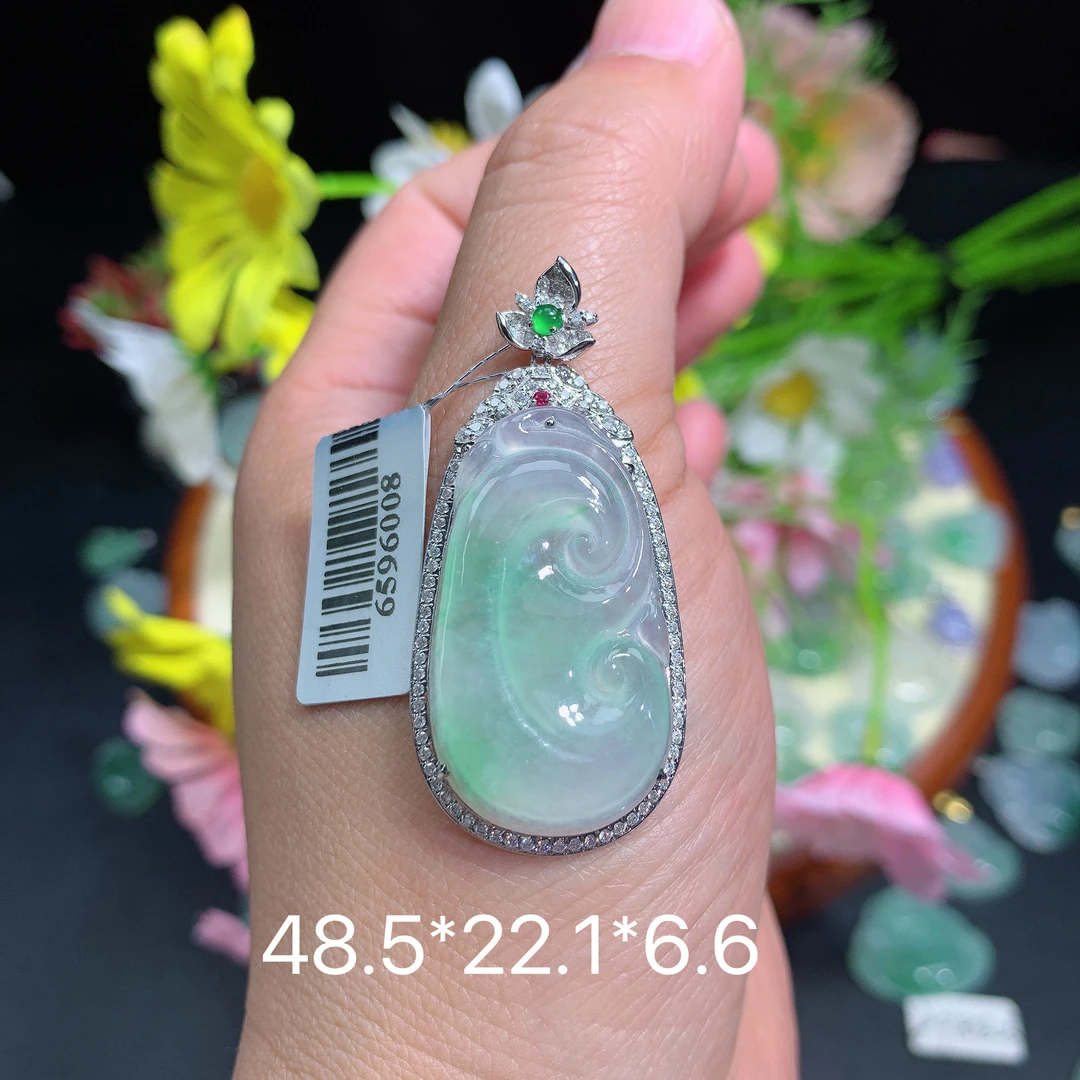 缅甸翡翠A货冰种雕刻如意M挂件水润百搭精冰精冰透百妈妈满绿玉石