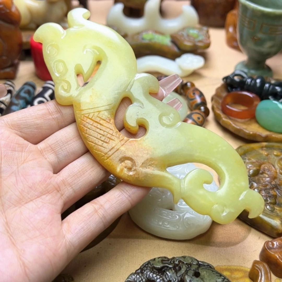 【闪购商品】蛇纹石玉颈饰未镶嵌