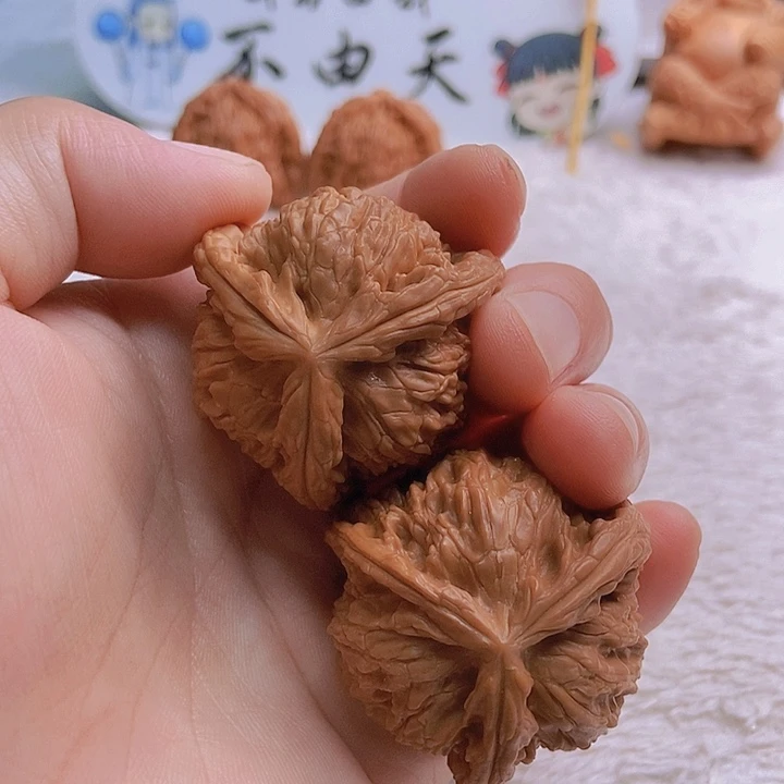 吊坠文玩核桃?****?三棱
