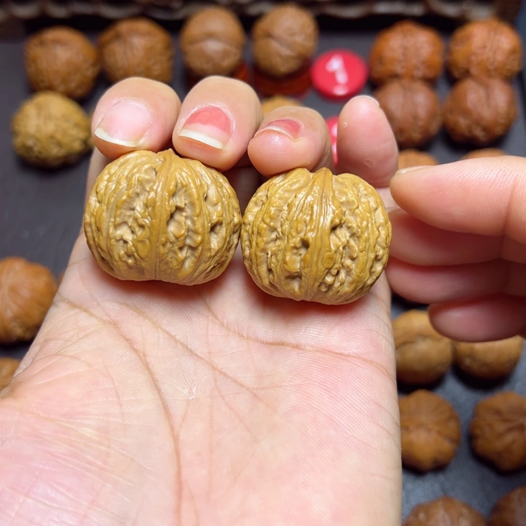 小***跑把件文玩核桃31尺焖尖粗筋