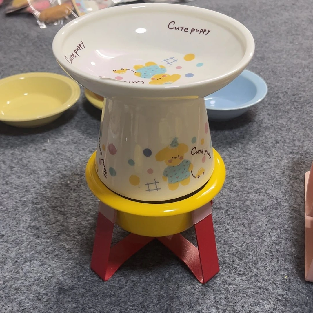 陶瓷碗小熊一套带架子一套