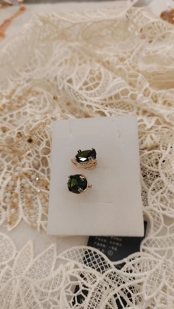 精致锆石头巾单品（耳）