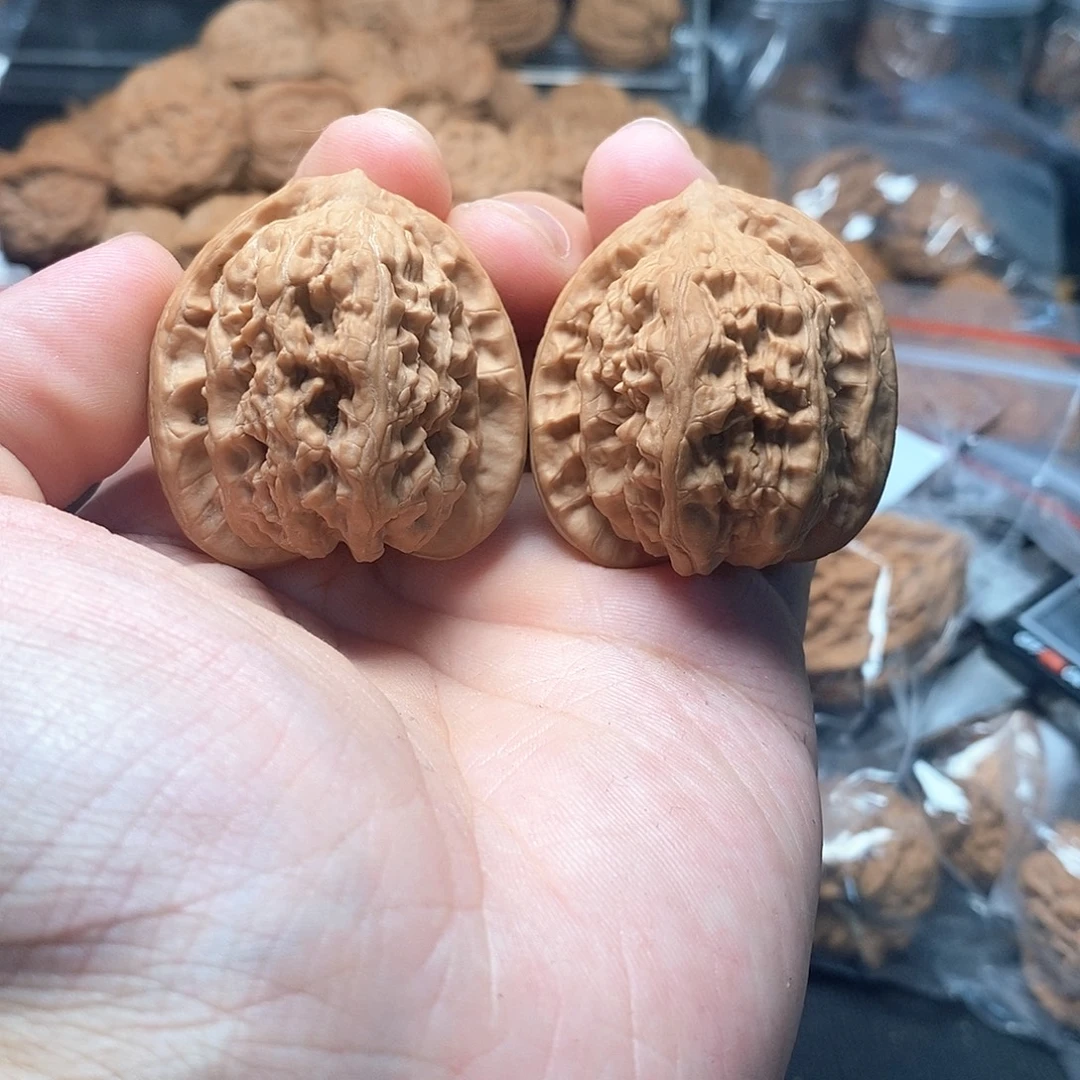 1文玩核桃蚂蚁沟38-221
