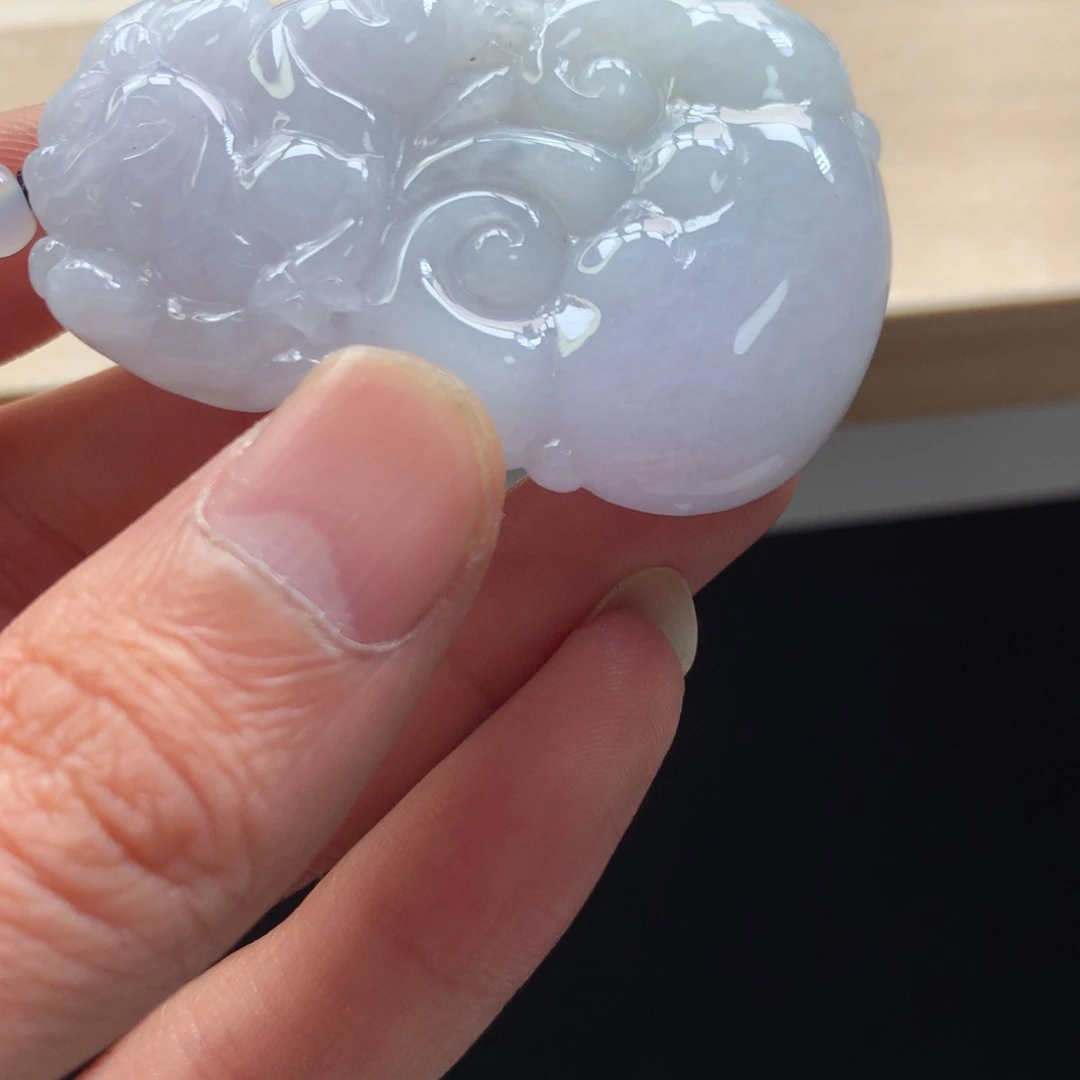 颈饰未镶嵌翡翠吊坠