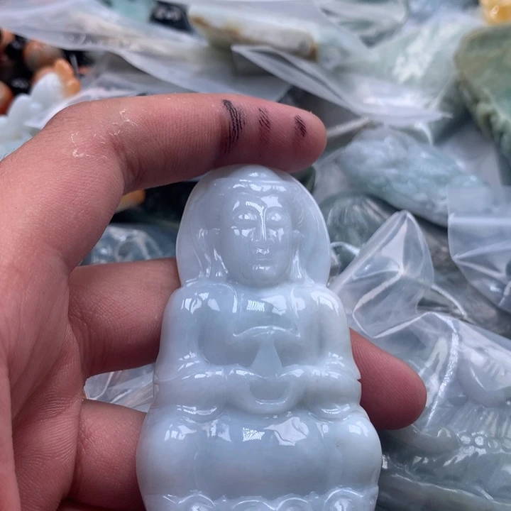 翡翠未镶嵌颈饰保真天然a货翡翠