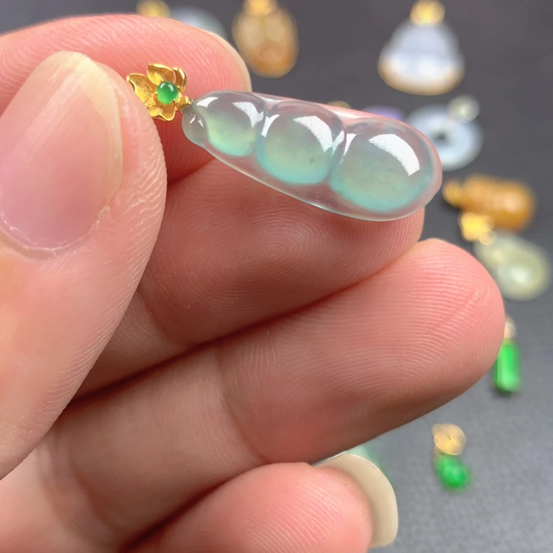 【闪购商品】颈饰18K金镶嵌翡翠翡翠