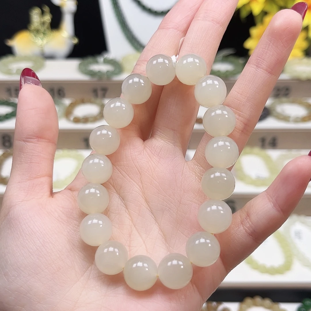 桔***孑和田玉未镶嵌手链