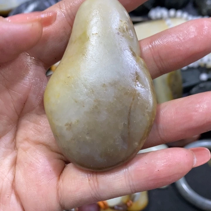 未镶嵌和田玉（糖玉）挂件