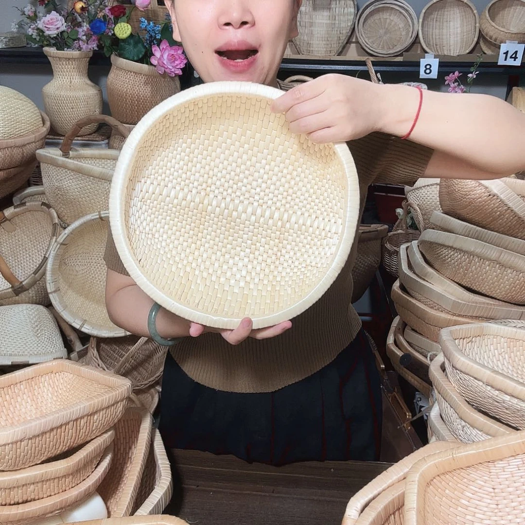 ****拥木秋白28厘米圆形