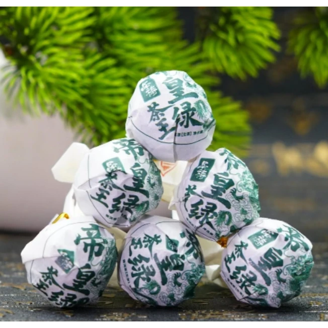 2022年 品祷 帝皇绿茶王 （八克） 古树茶王龙珠 普洱生茶