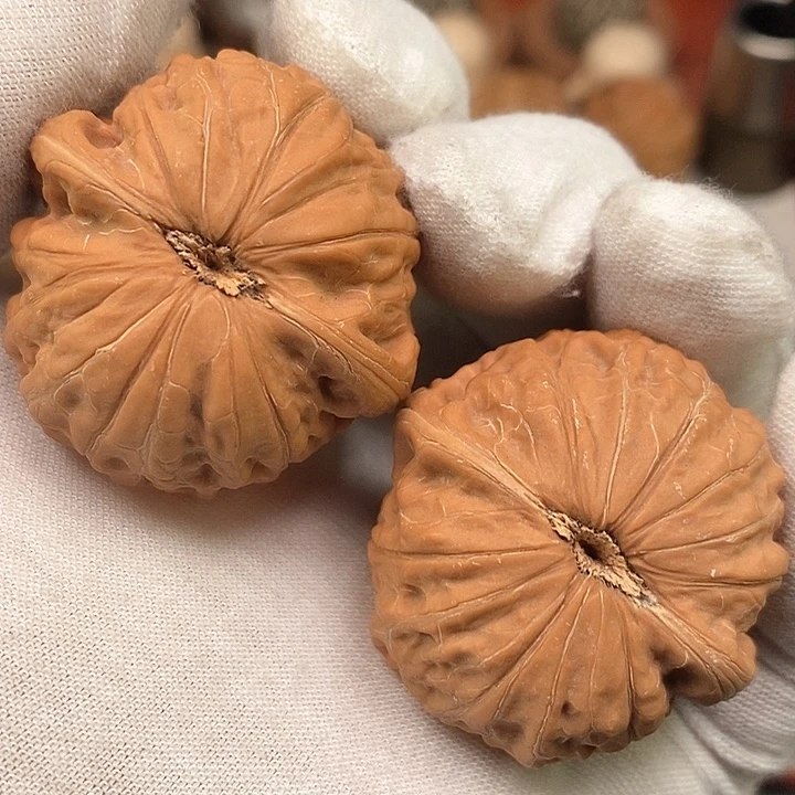 吊坠文玩核桃40全品货头山地红皮边肚同尺铁锤