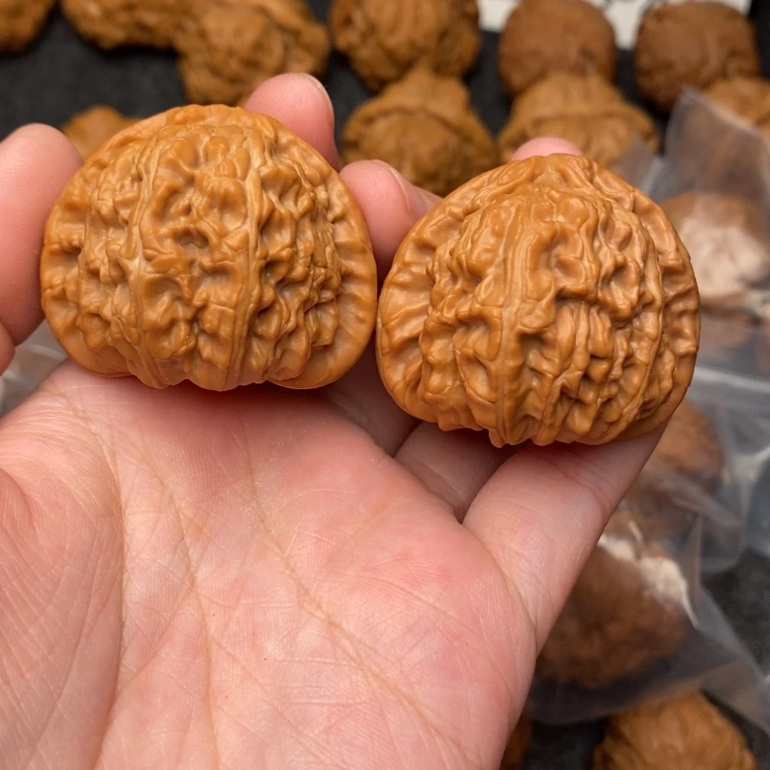 文玩核桃把件宅*气白狮子40