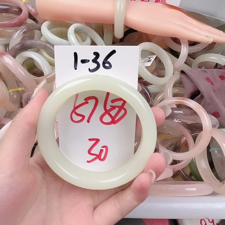 石英质玉未镶嵌手镯1-36