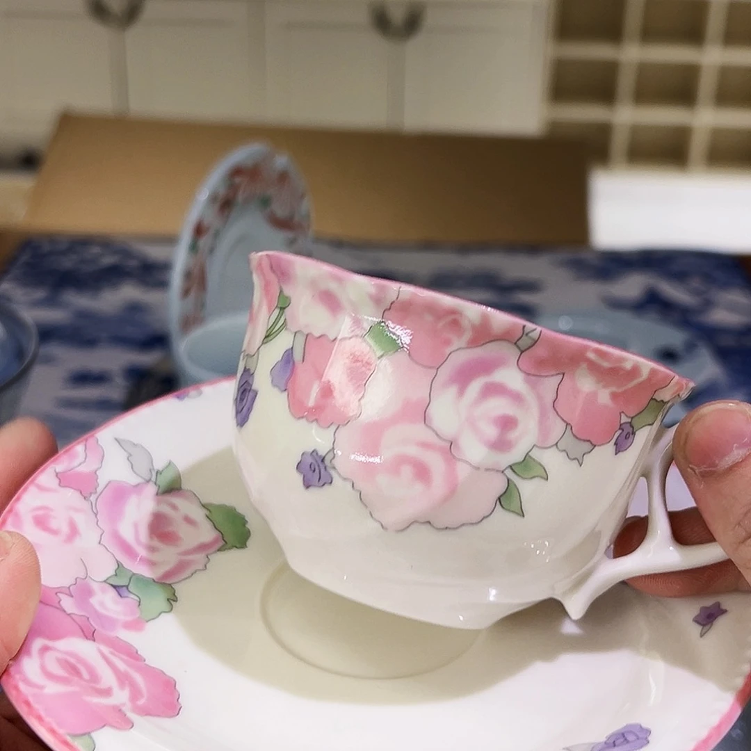 咖啡杯和奶茶水杯杯子