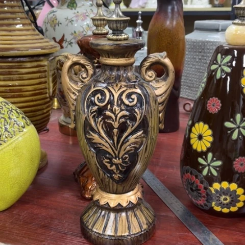 瓶瑕疵。。。。。。。。。。。。。。。。。