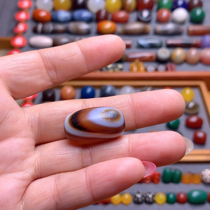 玛瑙/玉髓颈饰未镶嵌終****樣