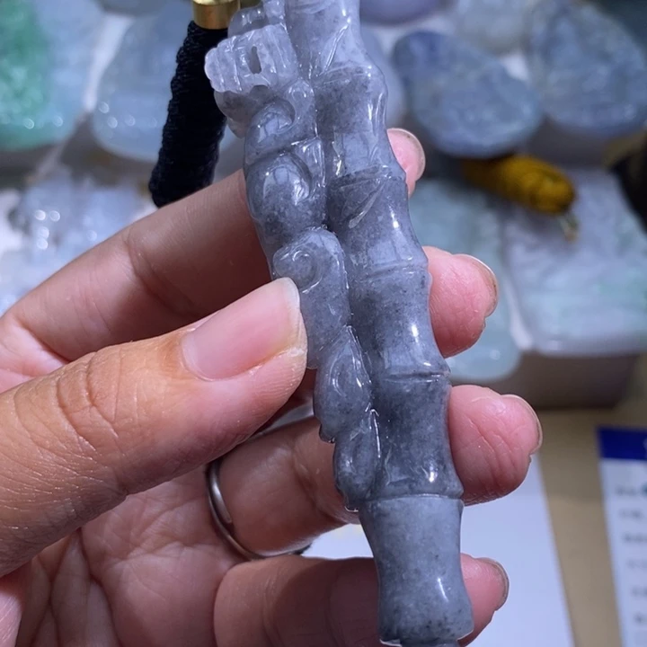 【闪购商品】颈饰未镶嵌翡翠龙笔