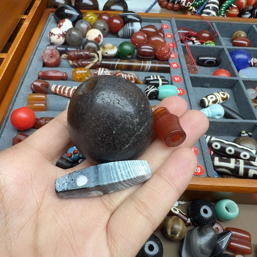 玛瑙/玉髓未镶嵌珠宝半成品