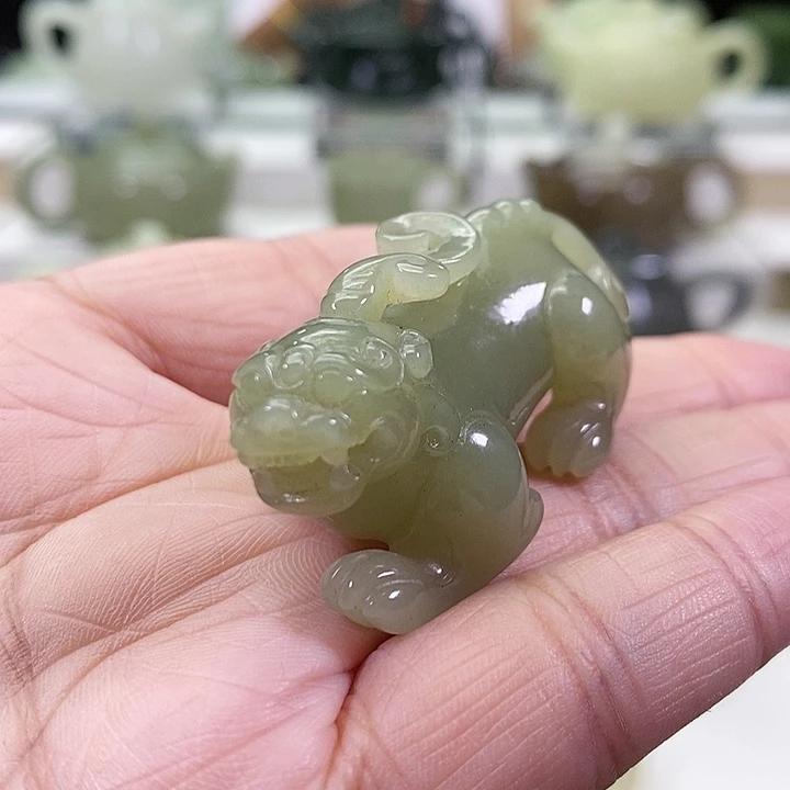 未镶嵌和田玉挂件