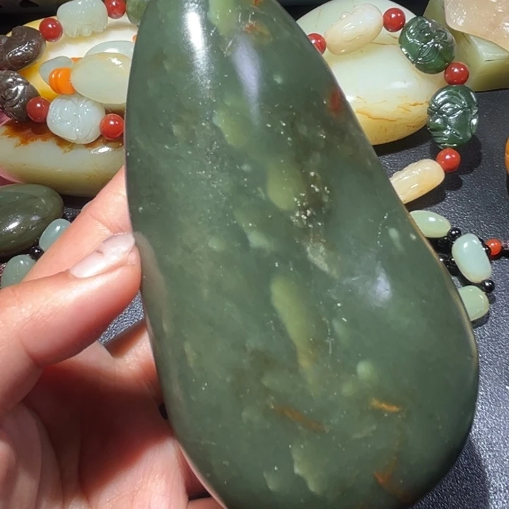 和田玉未镶嵌珠宝奇石